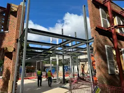 Fabricated steelwork and retained structure sequencing at 53 Avenue Road